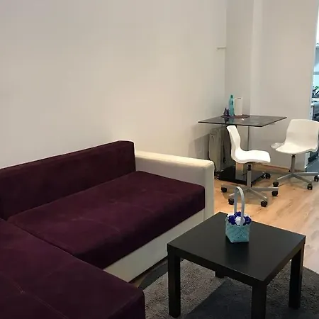 Celiza42 To Rent *